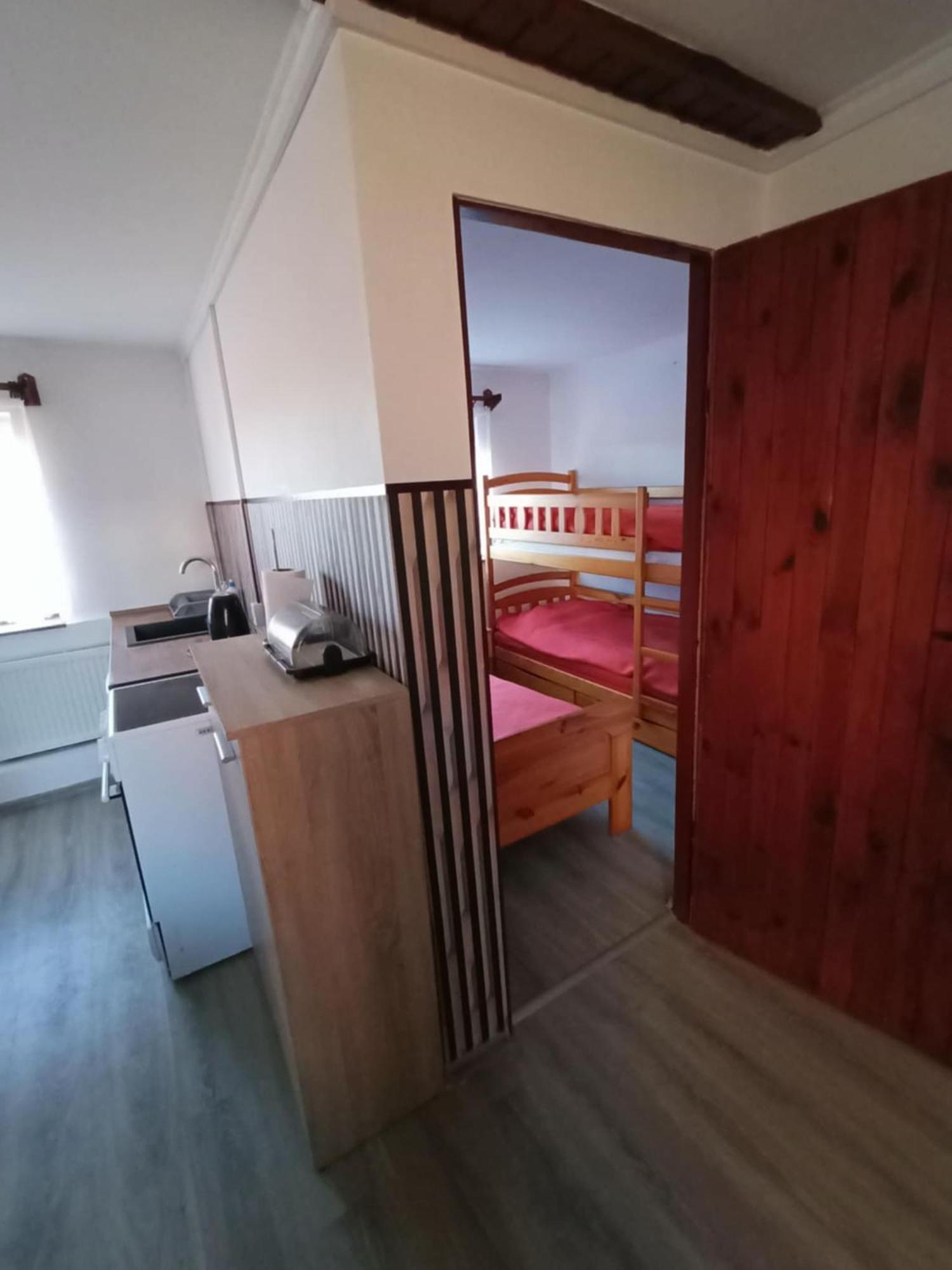 Malinowy Gaj - Agroturystyka Z Alpakami I Innymi Zwierzetami Swietajno  Exteriör bild